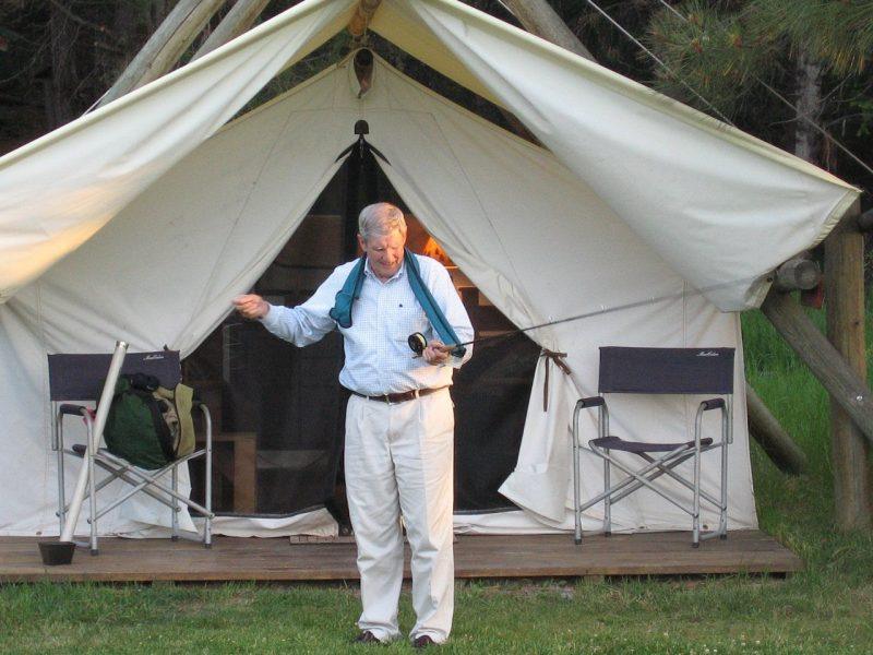 happy-guy-with-tent-3_36480158095_o